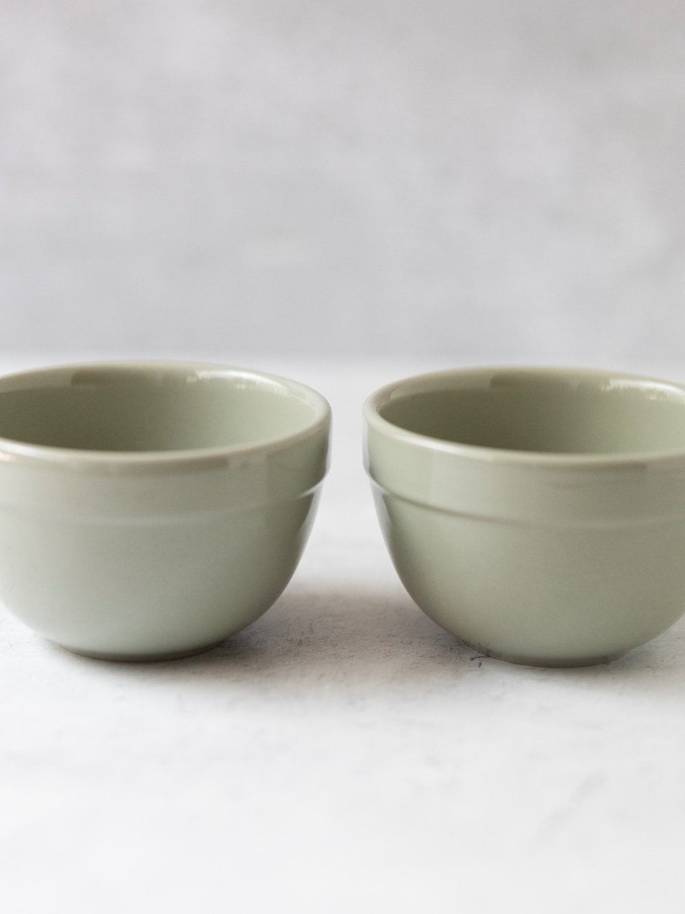 Set of 2 mini Figmint green stoneware small prep ice cream mixing bowls 3.75"
